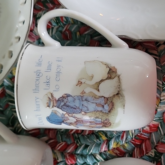 6 pieces vintage Holly Hobby dishes - Picture 5 of 14